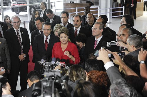 Dilma fala sobre Roger Pinto